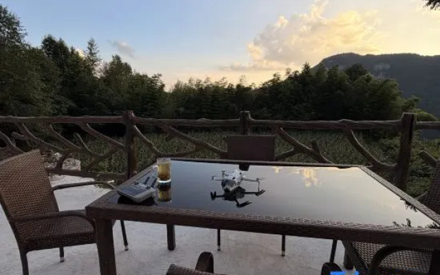 Zhangjiajie Mountain Top Chinese Inn — 2-star hotel in Zhangjiajie