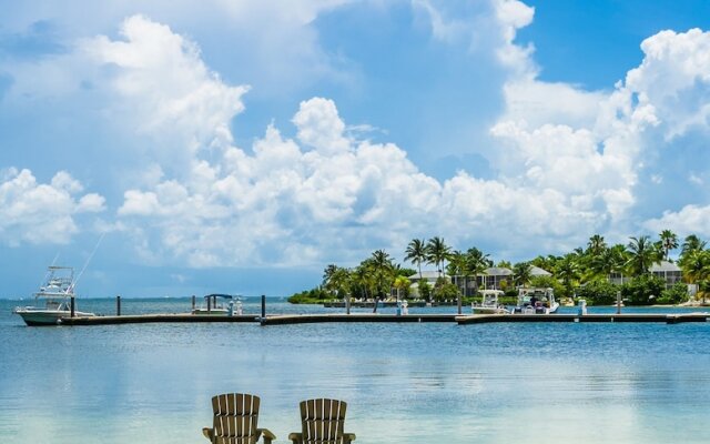 Kaibo Yacht Club by Cayman Villas