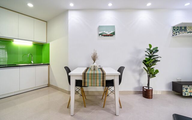 HoLo Alex House Saigon - Serviced HomeStay
