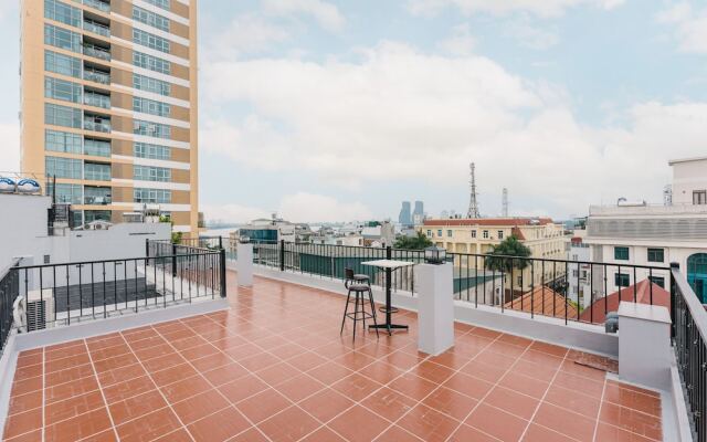 Cindy's Westlake Apartment