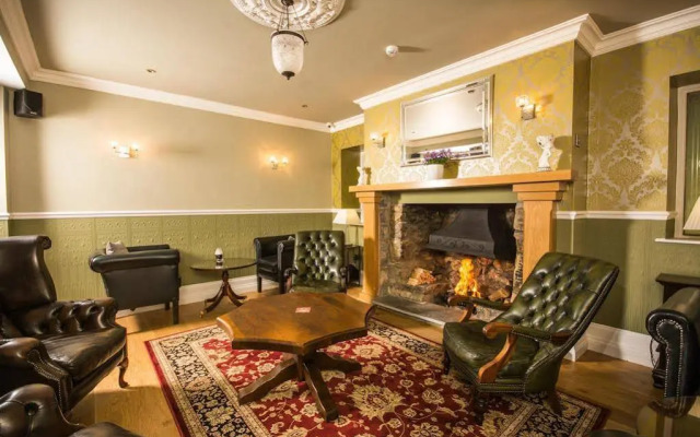 The Chainbridge Hotel