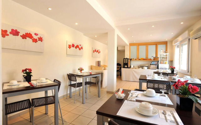 Mercure Villeneuve Loubet Plage