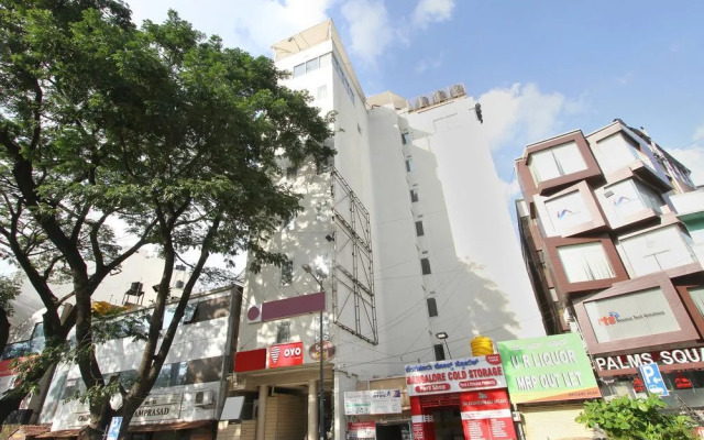 Oyo Flagship 665 Brigade Road