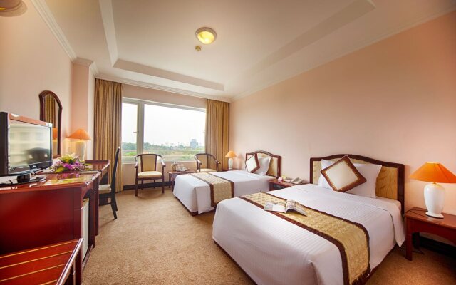 Muong Thanh Grand Phuong Dong Hotel