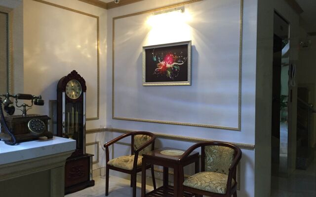 Huy Hoang Hotel - Tan Binh