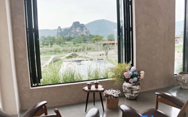 Cloudland Beautiful Realm Vacation Boutique Stay (Yingxi Corridor of Mountain Peaks) – Balcony – Qingyuan