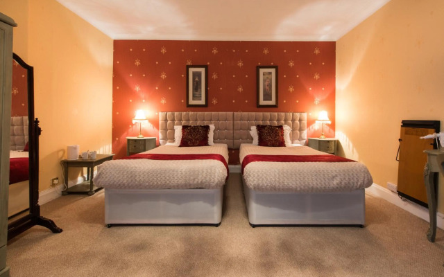Maenan Abbey Hotel