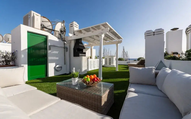 House in Puerto de Mogan With Marina Views