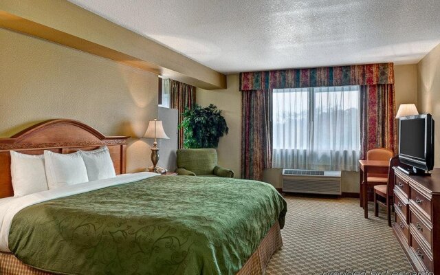 Country Inn & Suites by Radisson, Portland International Airport, OR