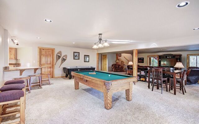 Discovery Lodge by RedAwning