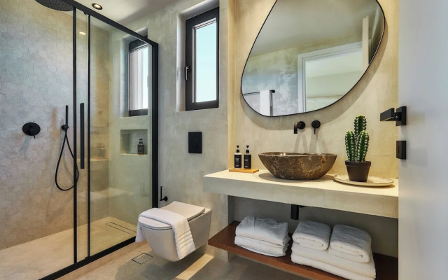 The Nook -luxury Living at the Edge of Tranquility