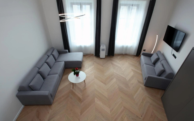 The Apartment House - Mezibranska