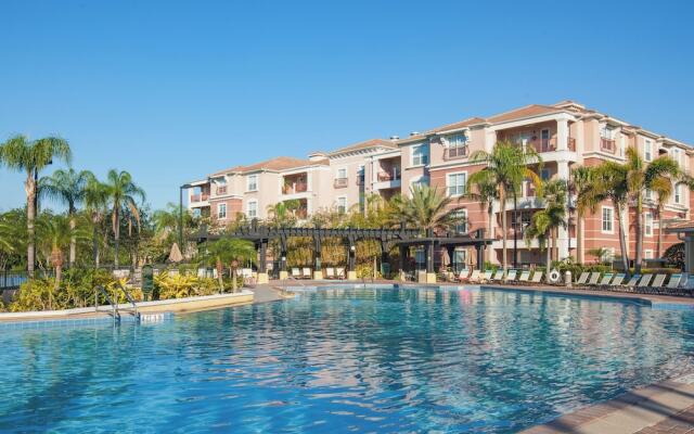 3 Bedroom Premium Lakeview Condo-1012