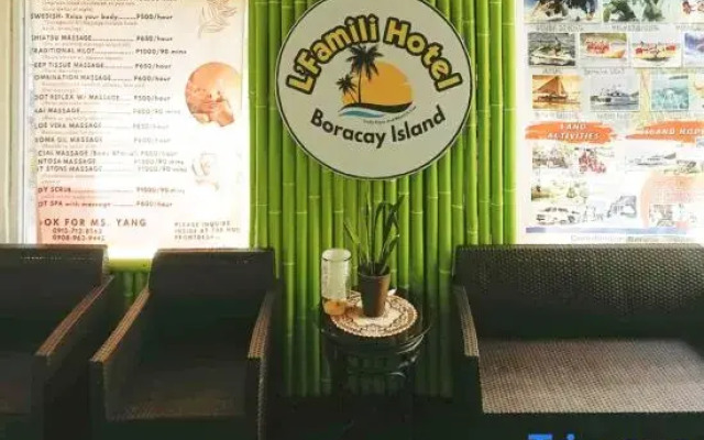 RedDoorz @ LFamili Hotel Boracay