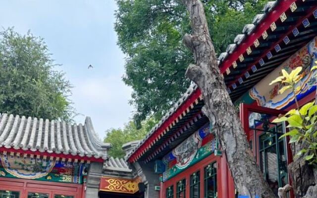 YiXi Place Siheyuan Hotel