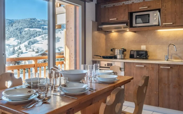 Nice Apartment With Balcony