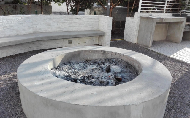 CONDOMINIO GRAN MARINA 2D 2B piscina 5p 604