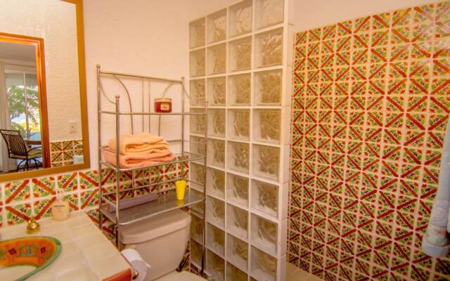 Caracol Peninsula 320 - 3 Br apts