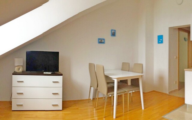 Apartments Iskra Duce