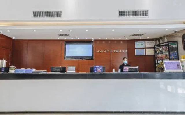 Jinxuan Hotel (Zhengzhou South Third Ring Road)