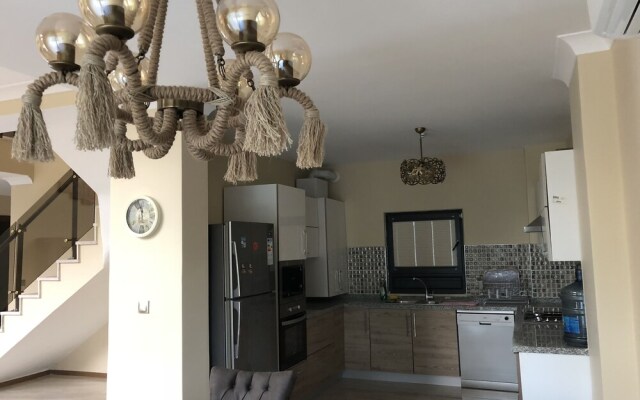 Yakut Villa