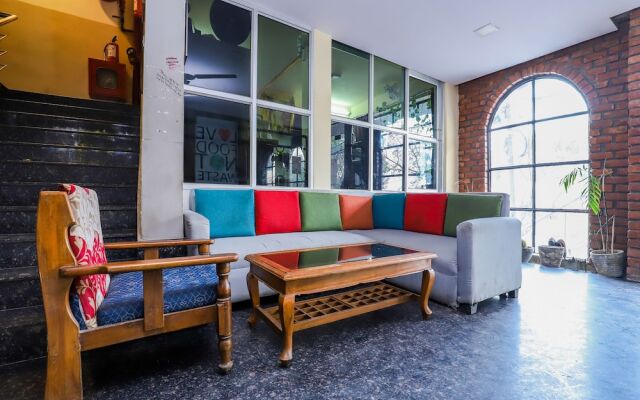 Achi House By OYO Rooms