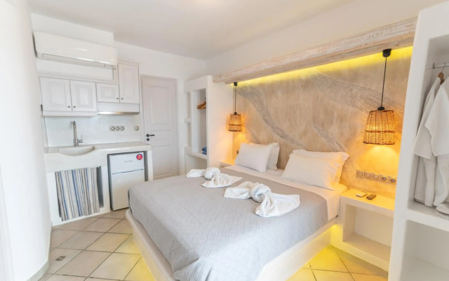 Birikos Hotel & Suites