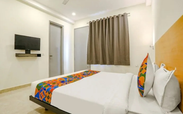 Fabhotel Rose Aroma