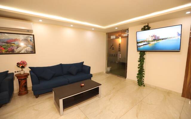 Hotel Starex Opp. Artemis Hospital