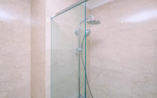 Nice And Strategic Studio At Menteng Park Apartment