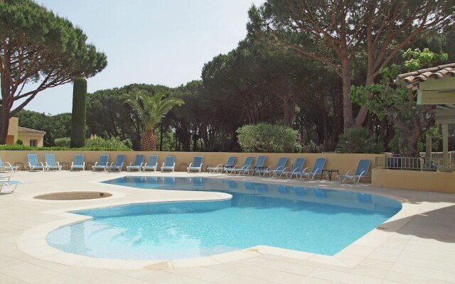 Apartment in Gassin Saint Tropez With Garden, Pool