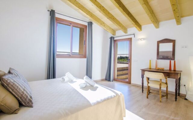 House Es Cos Moscari