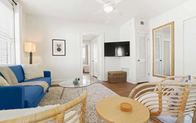 800 Furnished Apartments