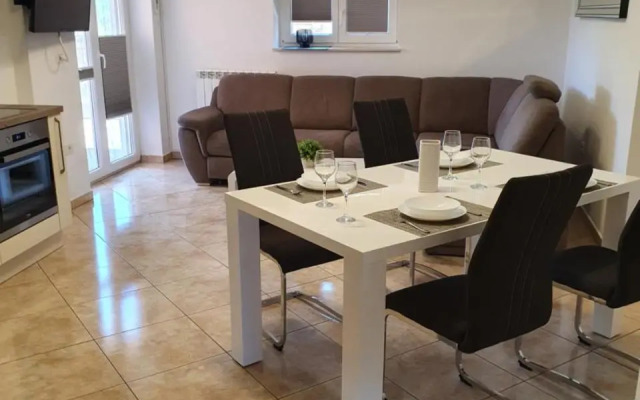 Apartma Maja, Mateja
