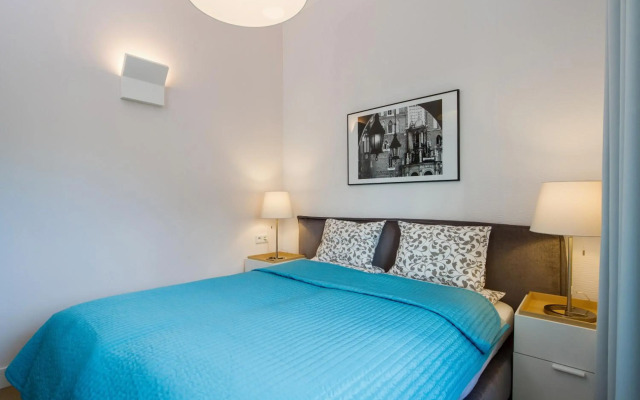 Riverside Aparthotel