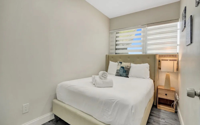 Bay Harbor Suites
