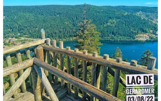 Nouveau Chalet M.META 12 pers sauna,jacuzzi,billard