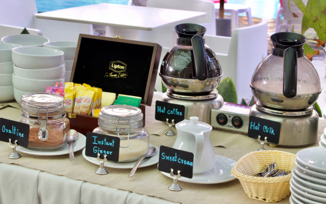 The Sea - Cret Hua Hin