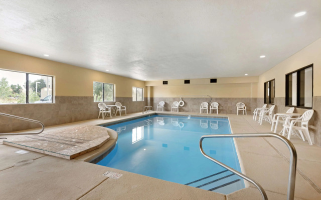 Best Western Plus Eagleridge Inn & Suites