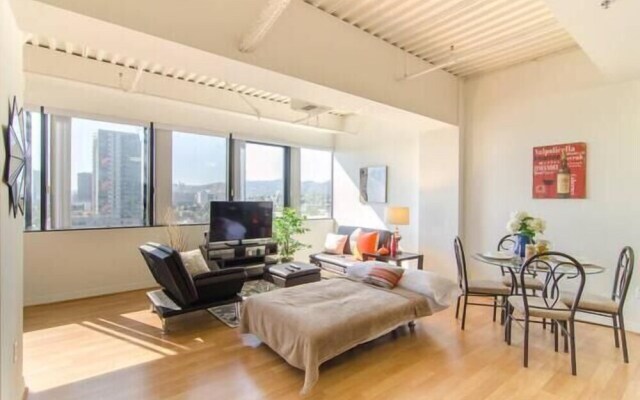 Hollywood Highrise 0 Bedroom Studio By Senstay