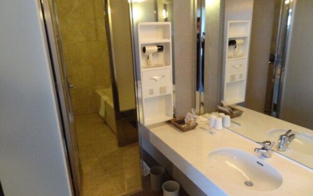 Sapporo Kitahiroshima Classe Hotel