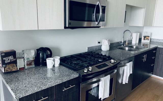 New Lyfe Finest Luxury Apartment