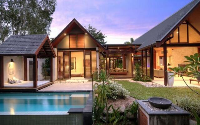 Niramaya Port Douglas 3 and 4 Bedroom Villas