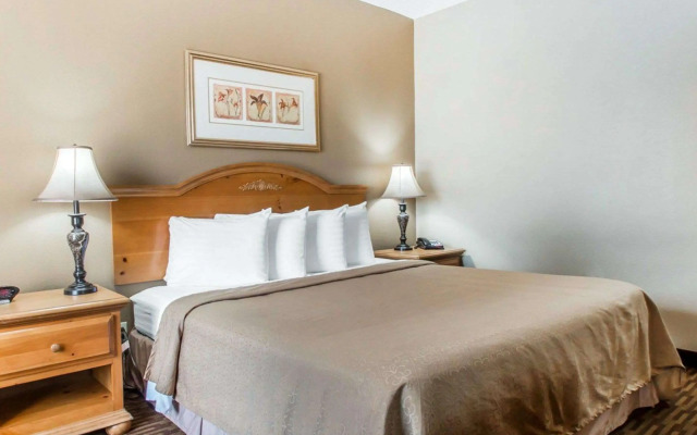 Quality Inn US65 & E. Battlefield Rd. Springfield