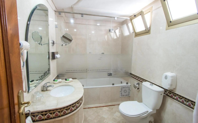 Hotel Zahrat Al Jabal