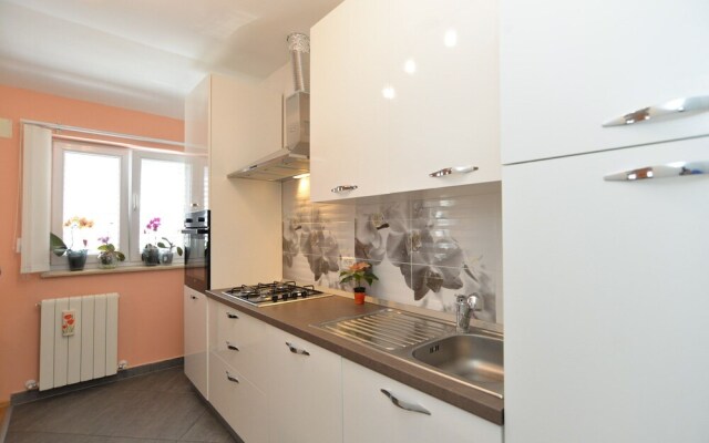 Apartment 1873