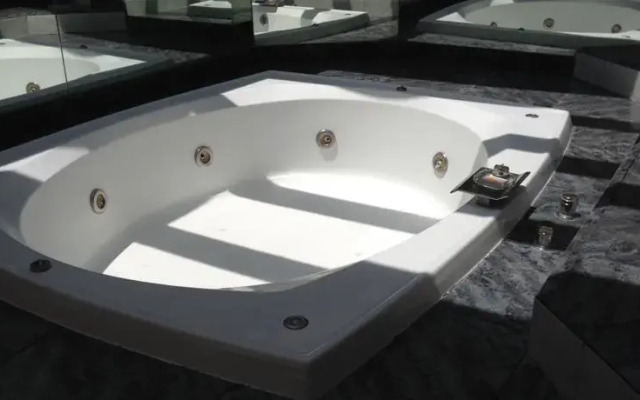 Love Hotel Parador Diamante