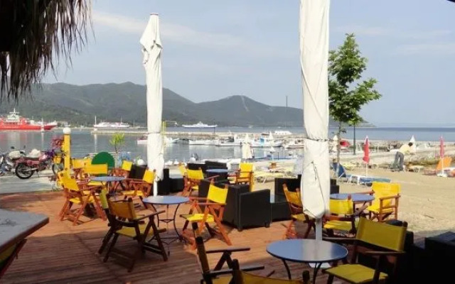 Captain's Beach Boutique Apartments