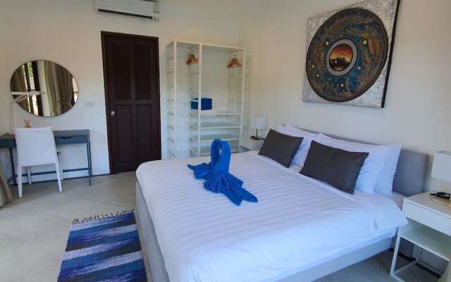 Baan Rattana Pool Villa Near The Center