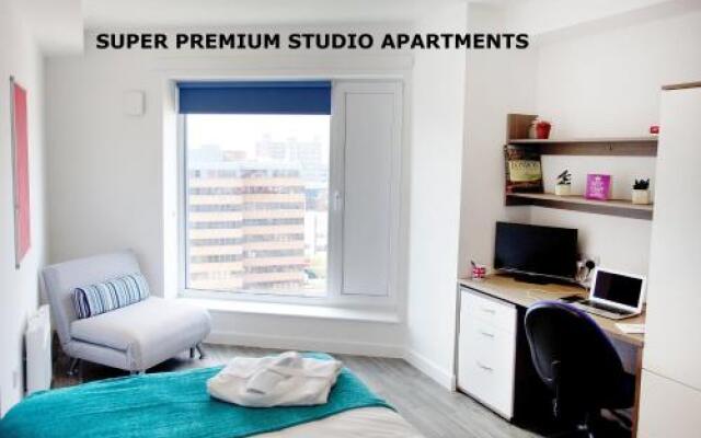 Peace Apartments - Hatbox